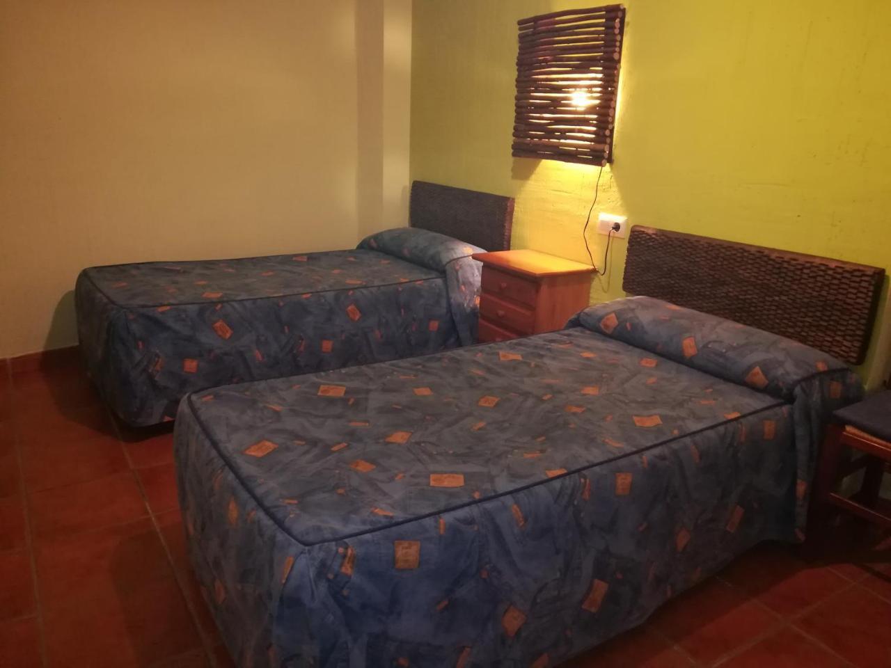 Fuente Del Gamellon Guest House Buenache de la Sierra Exterior photo